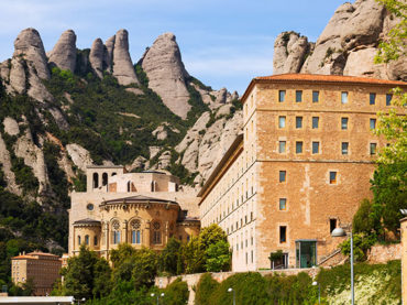 Excursión de un día desde Barcelona: Montserrat